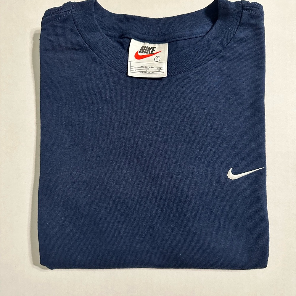 Vintage Nike Navy T Shirt Women’s Small